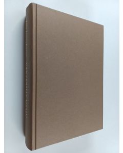 Kirjailijan Jens Corneliuson käytetty kirja Växternas namn : vetenskapliga växtnamns etymologi : språkligt ursprung och kulturell bakgrund