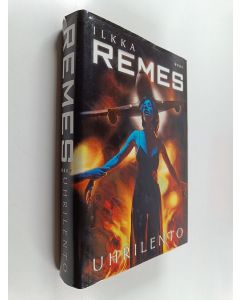 Kirjailijan Ilkka Remes käytetty kirja Uhrilento