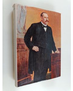 Kirjailijan Einar W. Juva käytetty kirja P.E. Svinhufvud 1 : 1861-1917