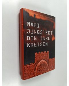 Kirjailijan Mari Jungstedt käytetty kirja Den inre kretsen