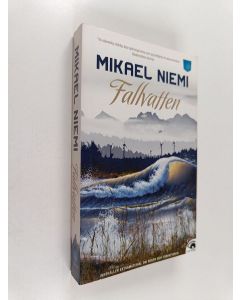 Kirjailijan Mikael Niemi käytetty kirja Fallvatten