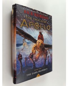 Kirjailijan Rick Riordan käytetty kirja The dark prophecy
