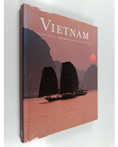 Kirjailijan Marc Rousseau & Philippe Body ym. käytetty kirja Vietnam