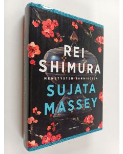 Kirjailijan Sujata Massey käytetty kirja Rei Shimura menetysten rannikolla