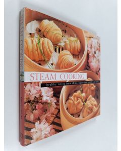 Kirjailijan Sallie Morris & Kim Chung Lee ym. käytetty kirja Steam Cooking