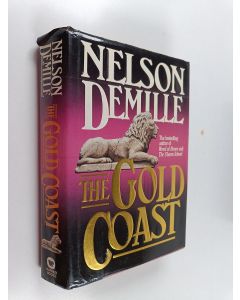 Kirjailijan Nelson DeMille käytetty kirja The Gold Coast