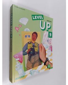 Kirjailijan Louisa Daffue-Karsten käytetty kirja Level Up 9 Exercises