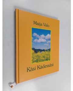 Kirjailijan Maija Valo käytetty kirja Käsi kädessäsi