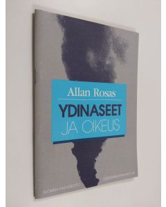 Kirjailijan Allan Rosas käytetty teos Ydinaseet ja oikeus