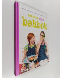 Kirjailijan Lena Göransson käytetty kirja Barnens egen bakbok