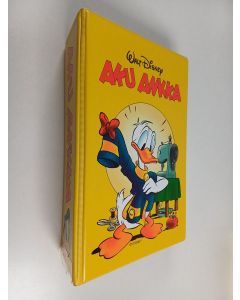 Kirjailijan Walt Disney uusi teos Aku Ankka puolivuosikerta 2000 (nrot 1-26)