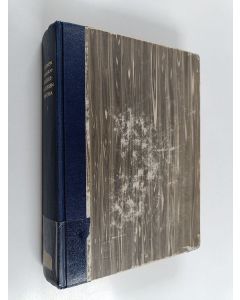 Kirjailijan Aimo Halila & Pentti Renvall käytetty kirja Suomen kansanedustuslaitoksen historia 1 - Suomen kansanedustuksen vaiheet 1850-luvun puoliväliin