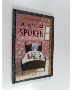 Kirjailijan Gull Åkerblom käytetty kirja Du tror väl på spöken