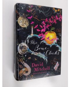 Kirjailijan David Mitchell käytetty kirja The bone clocks