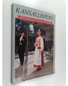 käytetty kirja Kansallispuku : kuvasto