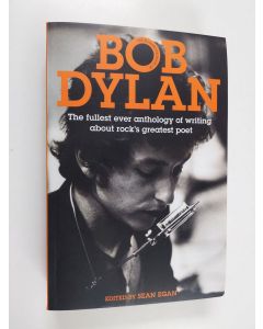 Kirjailijan Sean Egan käytetty kirja The Mammoth Book of Bob Dylan