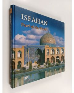 Kirjailijan M. Āzād käytetty kirja Isfahan pearl of the world
