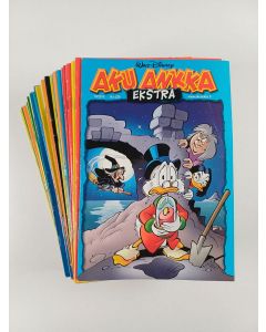 käytetty teos Laatikollinen Aku Ankka Extra -lehtiä 2014-2017