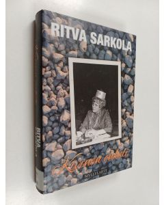 Kirjailijan Ritva Sarkola käytetty kirja Kivinen enkeli : avainromaani