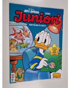 Kirjailijan Walt Disney käytetty teos Aku Ankka Juniori 10/2025