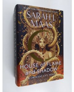 Kirjailijan Sarah J. Maas käytetty kirja House of flame and shadow