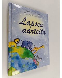 Kirjailijan Sally Ann Wright käytetty kirja Lapsen aarteita