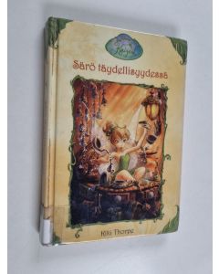 Kirjailijan Kiki Thorpe käytetty kirja Särö täydellisyydessä