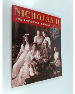 Kirjailijan O.I. Barkowez käytetty kirja Nikolai II : The Imperial family