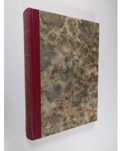 Kirjailijan Mika Waltari käytetty kirja Kuun maisema ; Jokin ihmisessä ; Jäinen saari ; Kuun maisema ; Ennen maailmanloppua ; Pariisilaissolmio ; Ihmisen vapaus