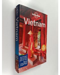 Kirjailijan Iain Stewart käytetty kirja Vietnam