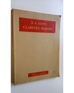 Kirjailijan H. E. Klose käytetty kirja Clarinet School