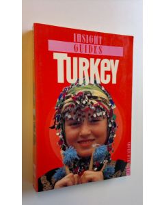 Kirjailijan YM. & Hans Höfer käytetty kirja Insight Guides Turkey