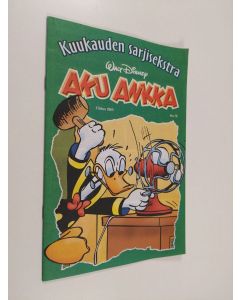 Kirjailijan Walt Disney käytetty teos Aku Ankka elokuu 2005 : kuukauden sarjisekstra