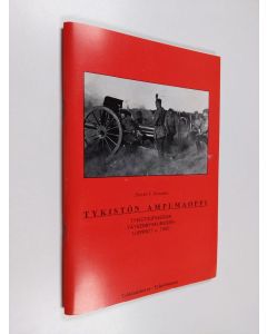 Kirjailijan V. Nenonen käytetty teos Tykistön ampumaoppi : tykistöupseerien täydennyskurssien luennot v. 1920