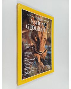 käytetty kirja National Geographic vol. 162, no. 6 December 1982