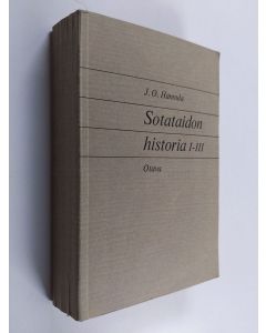 Kirjailijan J. O. Hannula käytetty kirja Sotataidon historia 1-3