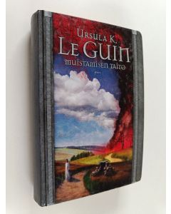 Kirjailijan Ursula K Le Guin käytetty kirja Muistamisen taito