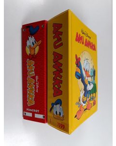 uusi teos Aku Ankka vuosikerta 1999 (2 kansiota, puuttuu nro 26)