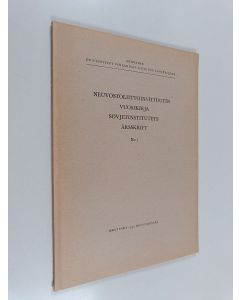 Tekijän V. Kiparsky  käytetty kirja Neuvostoliittoinstituutin vuosikirja No 1 = Sovjetinstitutets årsskrift No 1