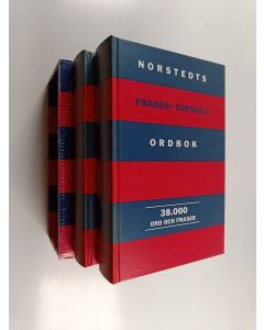 Kirjailijan Eugène-Pierre Davoust & Birgitta Wahlman käytetty kirja Norstedts svensk-franska / Fransk-svenska ordbok (laatikossa)