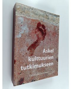 käytetty kirja Askel kulttuurien tutkimukseen