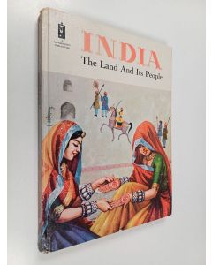 Kirjailijan Swarn Khandpur käytetty kirja India : the land and its people