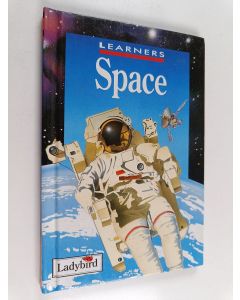 Kirjailijan Bridget Daly käytetty kirja Space