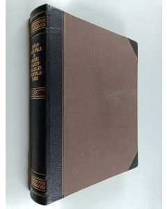 Kirjailijan Elias Lönnrot käytetty teos Juhla-Kalevala ja Akseli Gallen-Kallelan Kalevalataide