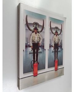 käytetty kirja Living Building Thinking : Art & Expressionism = Vivre, bátir, penser : L'art & l'expressionnisme