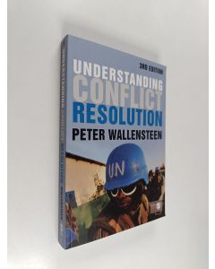 Kirjailijan Peter Wallensteen käytetty kirja Understanding conflict resolution