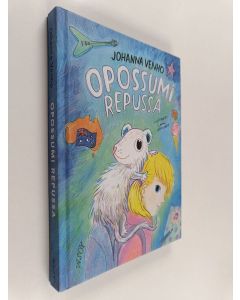 Kirjailijan Johanna Venho käytetty kirja Opossumi repussa