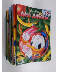 Kirjailijan Walt Disney käytetty teos Aku Ankka vuosikerta 1998 (nrot 1-52/53+erikoisnumero 1/1998)