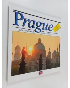 käytetty kirja Prague : A Photographic Guide to Prague