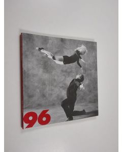 Kirjailijan Carolus Enckell käytetty kirja Helsingin juhlaviikot 1996